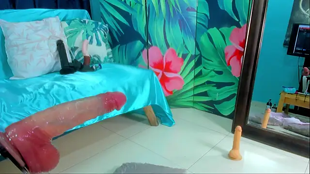 Mieldeluna online show from November 2025 04:04:01 AM