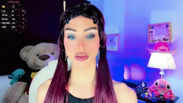 Snapshot of dollswit01 chatting on February 2025 11:24:01 PM dollswit01 online show from February 2025 11:24:01 PM