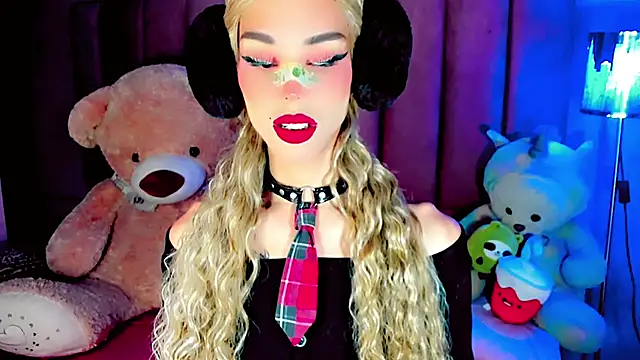 Snapshot of dollswit01 chatting on January 2026 03:39:02 PM dollswit01 online show from January 2026 03:39:02 PM