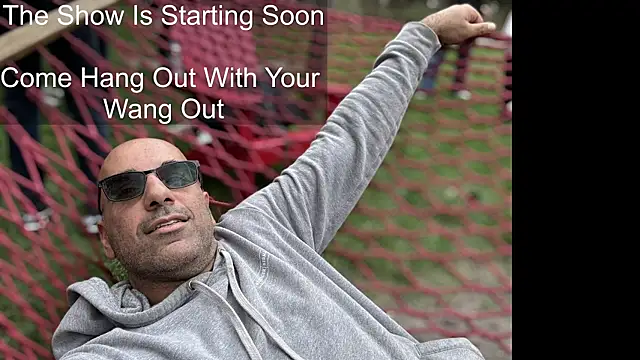 bear russian hunk online show from October 2025 12:19:01 PM