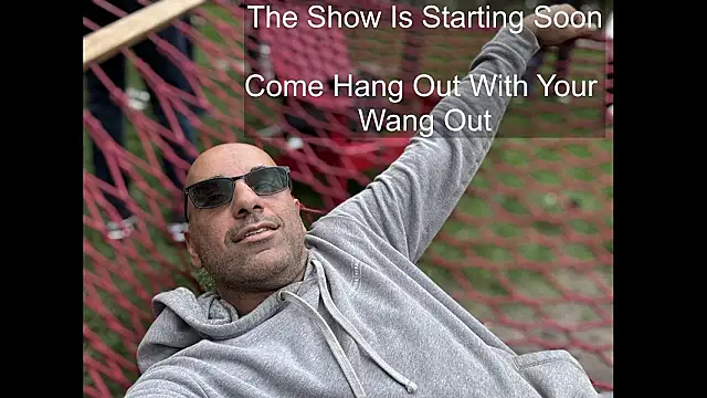 bear russian hunk online show from February 2026 01:58:02 PM