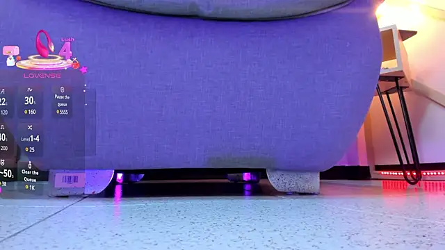 Snapshot of SophieHarris_ chatting on March 2025 11:01:02 PM SophieHarris online show from March 2025 11:01:02 PM