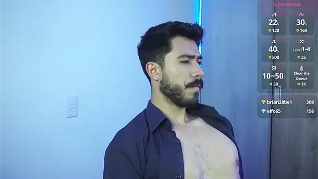 Snapshot of dam0n_fr0st chatting on December 2024 10:57:02 PM dam0n fr0st online show from December 2024 10:57:02 PM