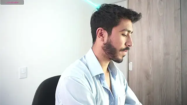 Snapshot of dam0n_fr0st chatting on January 2025 02:51:02 PM dam0n fr0st online show from January 2025 02:51:02 PM