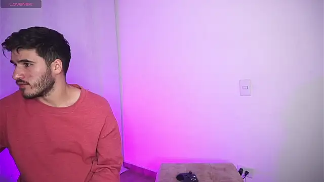 Snapshot of dam0n_fr0st chatting on September 2025 10:13:01 PM dam0n fr0st online show from September 2025 10:13:01 PM