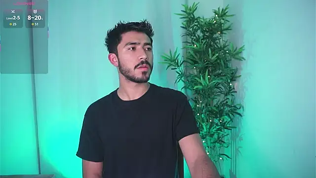 Snapshot of dam0n_fr0st chatting on November 2025 02:50:01 AM dam0n fr0st online show from November 2025 02:50:01 AM