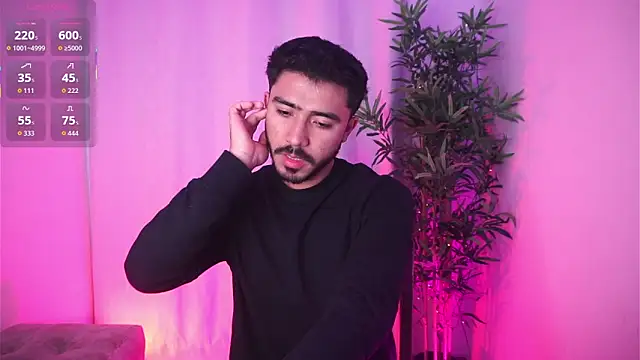 Snapshot of dam0n_fr0st chatting on November 2025 08:32:01 PM dam0n fr0st online show from November 2025 08:32:01 PM