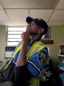 Txdarkmeat74 online show from February 2026 06:45:01 PM