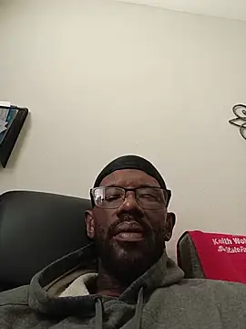 Snapshot of Txdarkmeat74 chatting on June 2026 01:21:02 PM Txdarkmeat74 online show from June 2026 01:21:02 PM