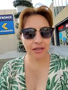 sussy 185 online show from December 2024 09:17:02 PM