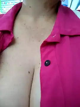 sussy 185 online show from February 2025 06:24:02 PM