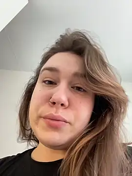 Snapshot of SuzieMurray chatting on March 2026 08:20:02 AM SuzieMurray online show from March 2026 08:20:02 AM