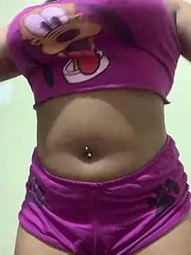 Snapshot of nanaypretinha chatting on December 2024 02:53:02 AM nanaypretinha online show from December 2024 02:53:02 AM