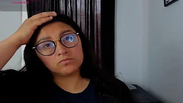 Snapshot of lorymoon chatting on December 2024 07:11:01 PM lorymoon online show from December 2024 07:11:01 PM