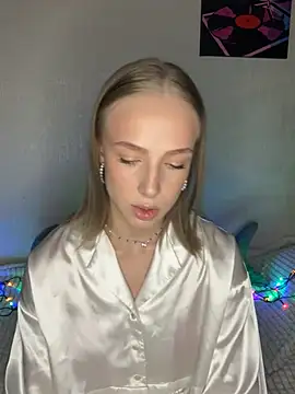 CaseyStar online show from December 2024 01:49:01 PM