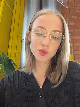 CaseyStar online show from January 2025 09:13:01 AM