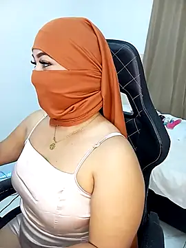 Snapshot of Kendra_Kait chatting on March 2025 01:05:02 PM Kendra Kait online show from March 2025 01:05:02 PM