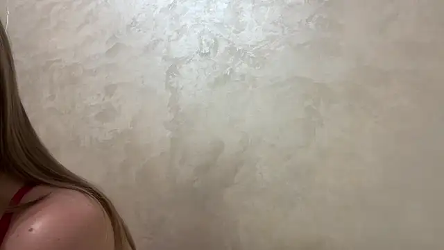 Snapshot of CaitlinaJayne23 chatting on December 2025 04:47:02 PM CaitlinaJayne23 online show from December 2025 04:47:02 PM