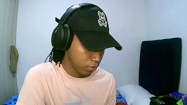 sexy diamante  online show from November 2025 03:17:01 AM