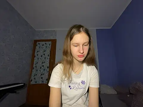 Snapshot of Eva_Angel3 chatting on January 2025 07:10:01 PM Eva Angel3 online show from January 2025 07:10:01 PM