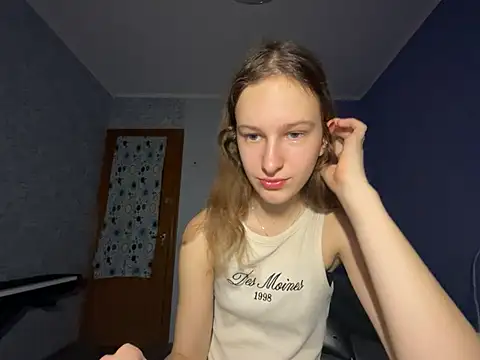 Snapshot of Eva_Angel3 chatting on February 2025 04:34:02 PM Eva Angel3 online show from February 2025 04:34:02 PM