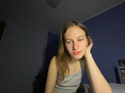 Snapshot of Eva_Angel3 chatting on March 2025 08:22:01 PM Eva Angel3 online show from March 2025 08:22:01 PM