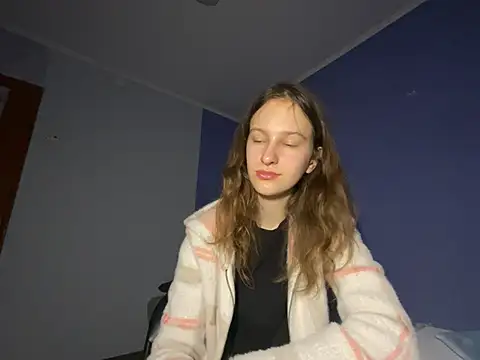 Snapshot of Eva_Angel3 chatting on March 2025 04:51:02 PM Eva Angel3 online show from March 2025 04:51:02 PM