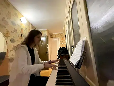 Snapshot of Eva_Angel3 chatting on October 2025 05:41:02 PM Eva Angel3 online show from October 2025 05:41:02 PM