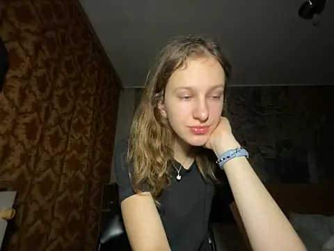 Snapshot of Eva_Angel3 chatting on December 2025 05:54:02 PM Eva Angel3 online show from December 2025 05:54:02 PM