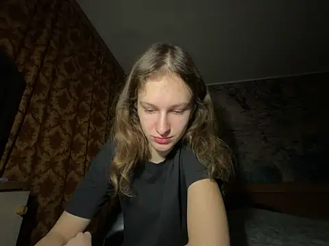 Snapshot of Eva_Angel3 chatting on December 2025 04:14:02 PM Eva Angel3 online show from December 2025 04:14:02 PM