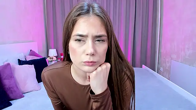 Snapshot of MelodyHudson chatting on January 2025 01:20:01 PM MelodyHudson online show from January 2025 01:20:01 PM