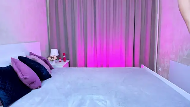 Snapshot of MelodyHudson chatting on January 2025 11:13:01 AM MelodyHudson online show from January 2025 11:13:01 AM