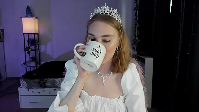 Snapshot of ReddHotPipper chatting on November 2025 02:46:02 AM ReddHotPipper online show from November 2025 02:46:02 AM