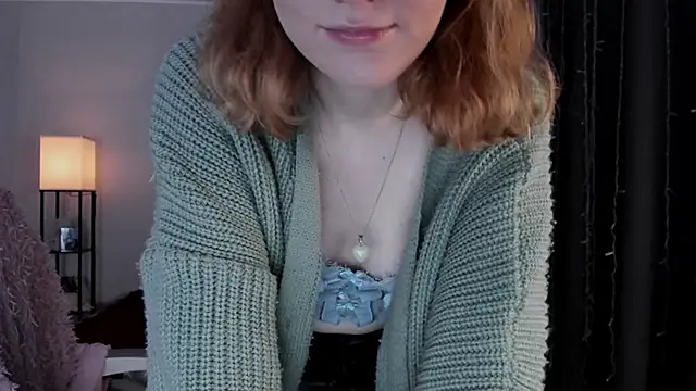 Snapshot of ReddHotPipper chatting on November 2025 03:28:02 AM ReddHotPipper online show from November 2025 03:28:02 AM