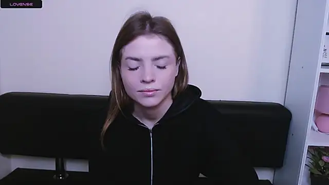 Snapshot of MissOliviaa_ chatting on January 2025 07:24:01 AM MissOliviaa online show from January 2025 07:24:01 AM