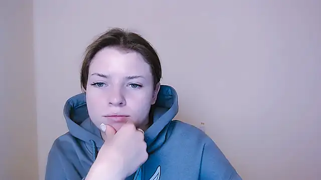 Snapshot of MissOliviaa_ chatting on January 2025 10:29:02 AM MissOliviaa online show from January 2025 10:29:02 AM