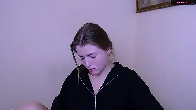 Snapshot of MissOliviaa_ chatting on January 2025 10:39:01 AM MissOliviaa online show from January 2025 10:39:01 AM