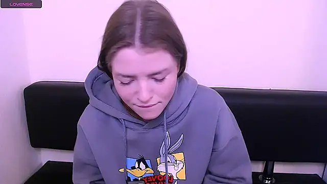 Snapshot of MissOliviaa_ chatting on January 2025 11:03:01 AM MissOliviaa online show from January 2025 11:03:01 AM