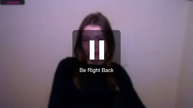 Snapshot of MissOliviaa_ chatting on February 2025 07:48:01 AM MissOliviaa online show from February 2025 07:48:01 AM