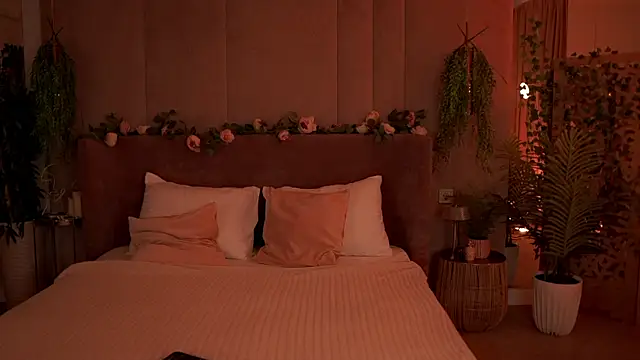 Snapshot of Smiley_Mia chatting on September 2025 05:09:01 AM Smiley Mia online show from September 2025 05:09:01 AM