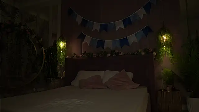 Snapshot of Smiley_Mia chatting on September 2025 05:02:02 AM Smiley Mia online show from September 2025 05:02:02 AM