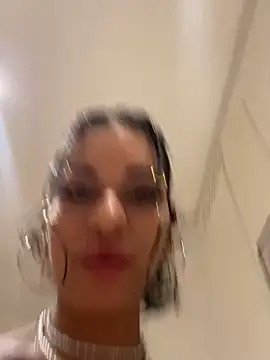 AlyssaHottv  online show from September 2025 10:46:02 PM