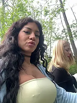 AlyssaHottv  online show from April 2026 09:54:01 AM