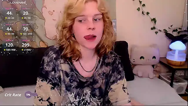 Moona xx online show from April 2026 10:56:02 PM