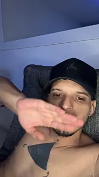 ArturoDelgado1 online show from April 2026 01:30:01 AM