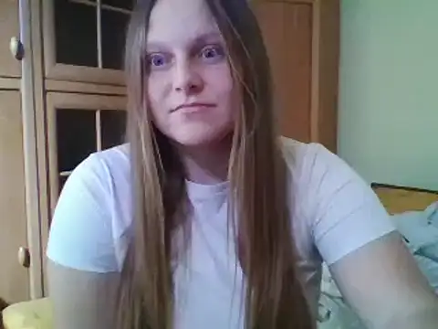 Evasapples online show from January 2025 11:26:01 PM