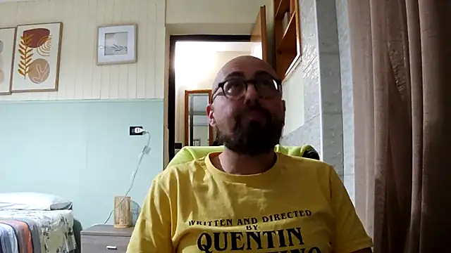 Snapshot of darione_90 chatting on February 2025 06:37:01 PM darione 90 online show from February 2025 06:37:01 PM