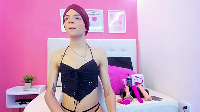 Snapshot of Realbadbxtch chatting on September 2025 05:59:01 PM Realbadbxtch online show from September 2025 05:59:01 PM