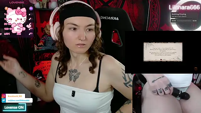 BrandiWRLD 999 online show from December 2025 08:15:02 PM