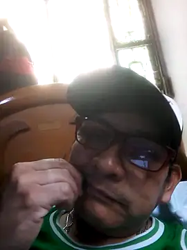Snapshot of ardiente47 chatting on October 2025 10:32:01 PM ardiente47 online show from October 2025 10:32:01 PM